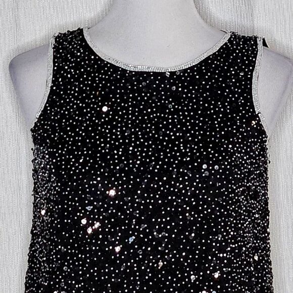 Stenay Silk Black & White Beaded & Sequins Sleeveless Swing Style Cocktail Dress - Picture 4 of 10